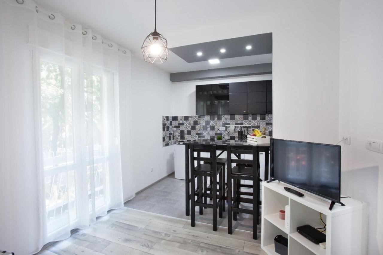 Apartman Petres Sombor Dış mekan fotoğraf