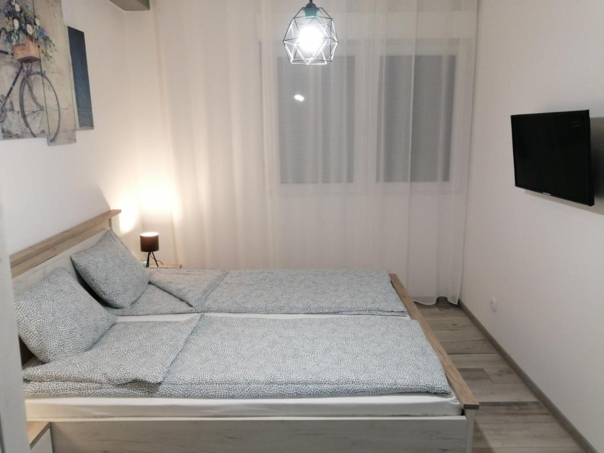 Apartman Petres Sombor Dış mekan fotoğraf